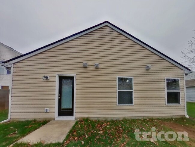 Building Photo - 7925 Liberty School Ln