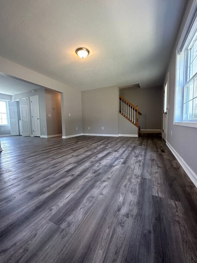 Building Photo - 3332 Yellow Sulphur Rd