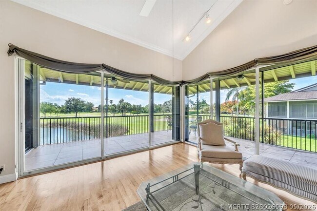 Building Photo - 7644 Elmridge Drive Unit 14U