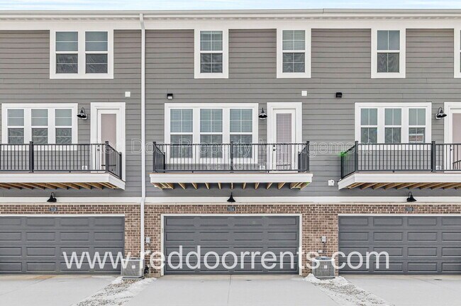 Building Photo - 7314 W County Rd 600 N