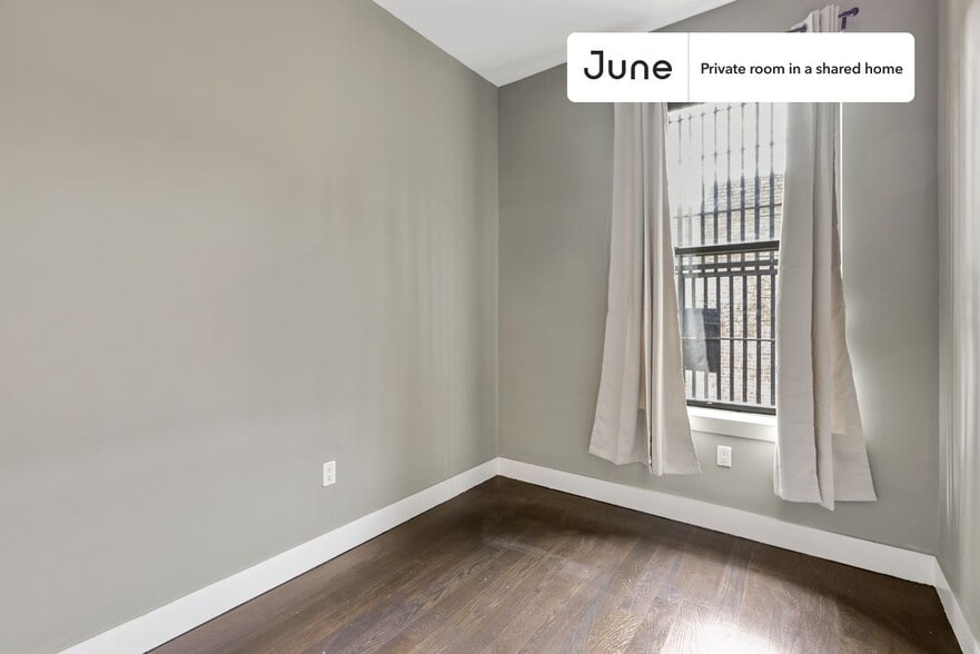 Building Photo - Room in Shared 4 bed/2 bath home in Crown Heights