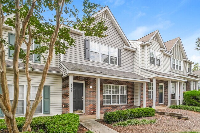 Building Photo - 5966 Cougar Ln