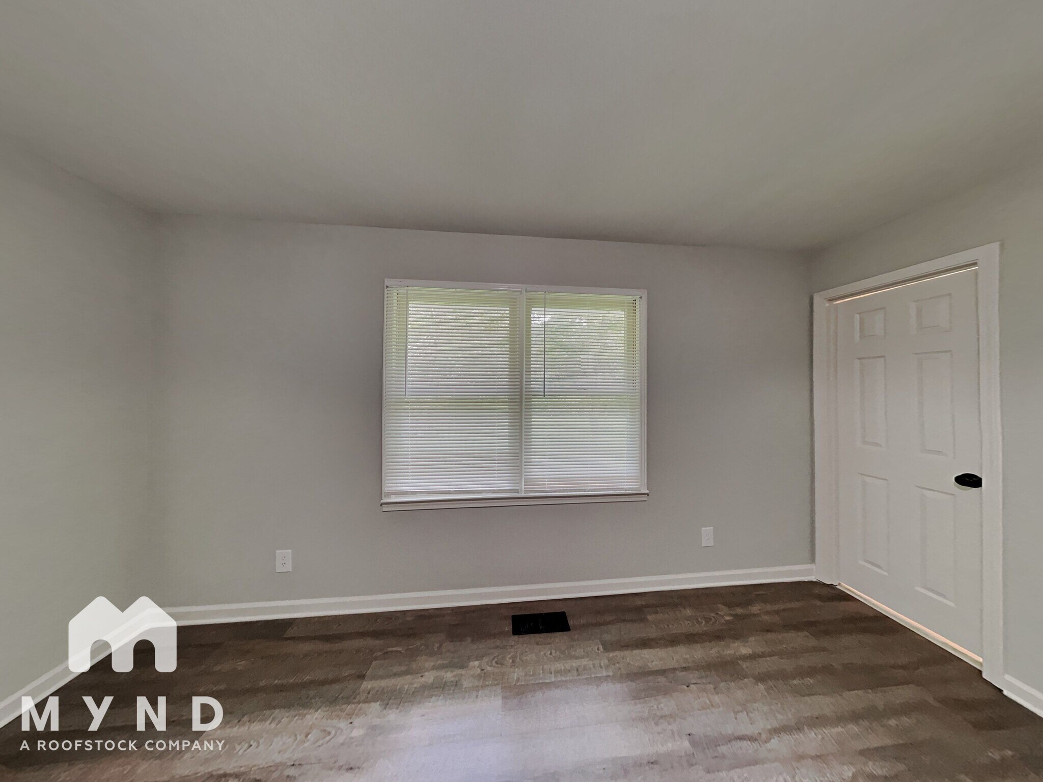 Building Photo - 55 Pilgrim Way