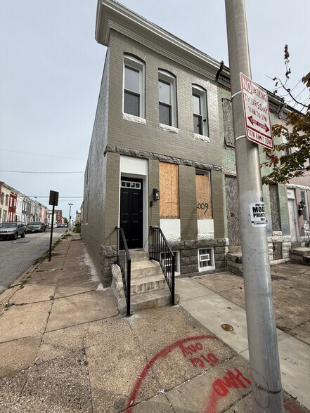 Building Photo - 2009 N Smallwood St