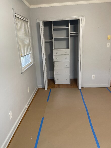 Building Photo - 1205 Pascal Pl