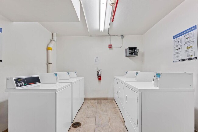 Building Photo - 1200 West Ave