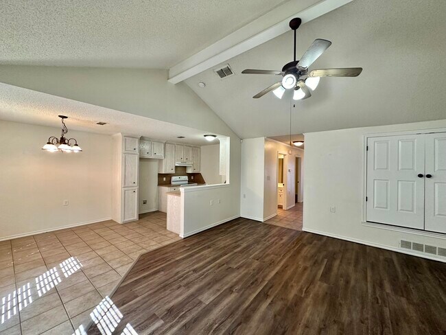 Building Photo - 1907 79th St