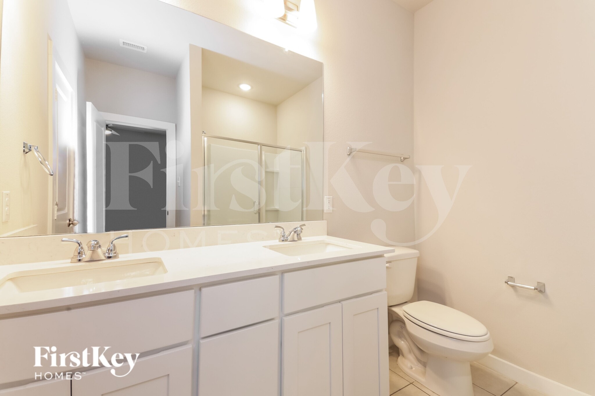 Building Photo - 623 Sophia Wy