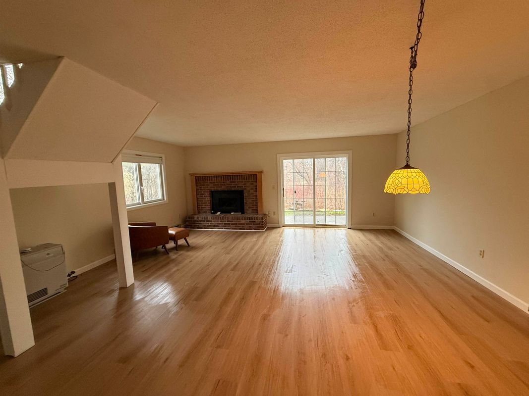 Building Photo - L4 Stonehedge, L4