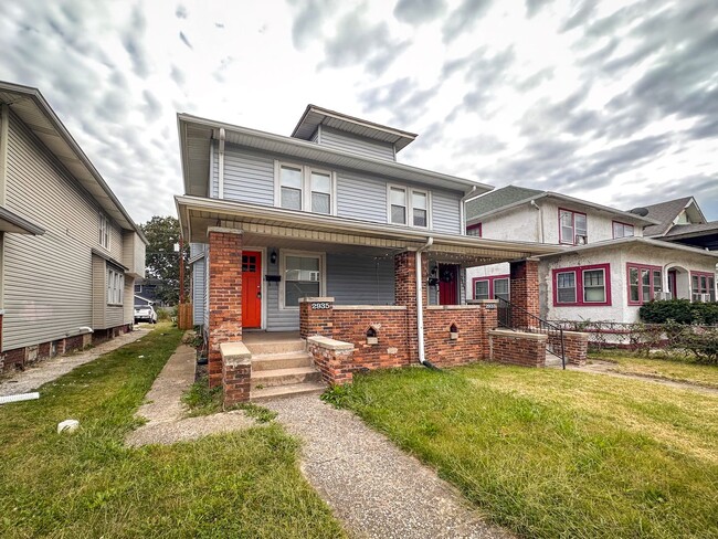 Primary Photo - 2935-2935 Ruckle St