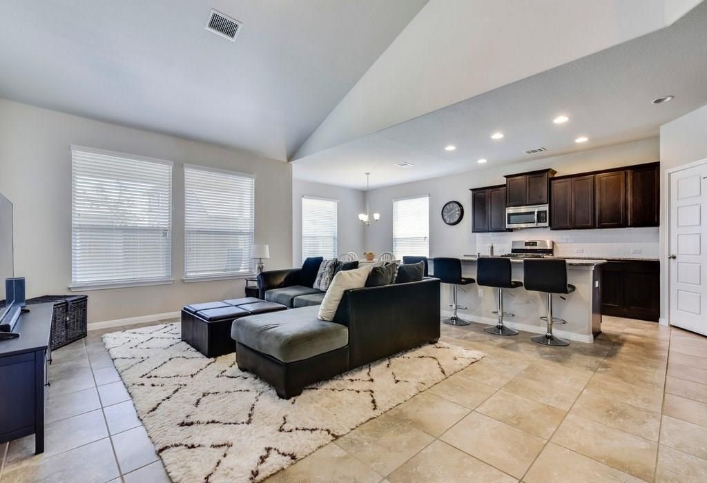 Building Photo - 11203 Sisquoc Formation View