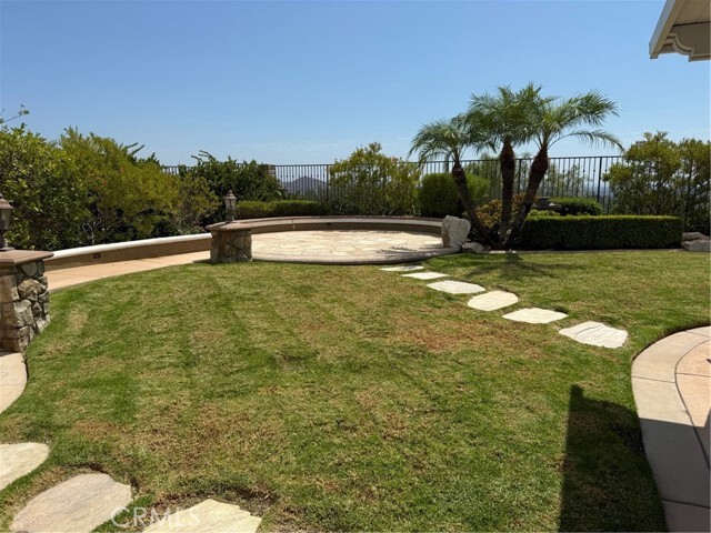 Building Photo - 2540 N San Miguel Dr