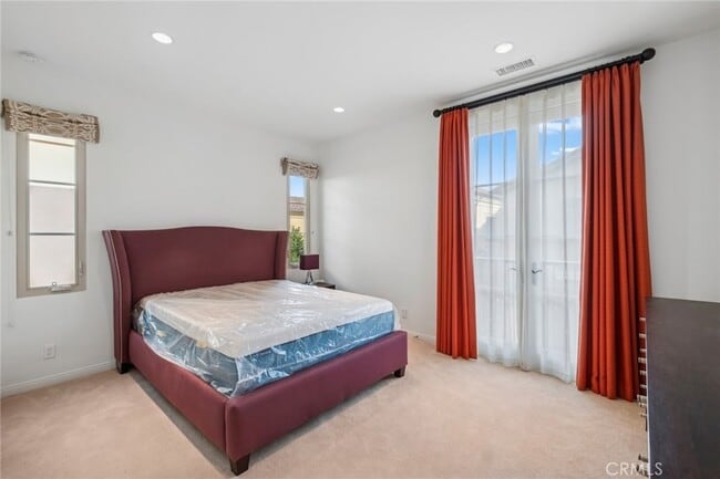 Building Photo - 70 Lupari