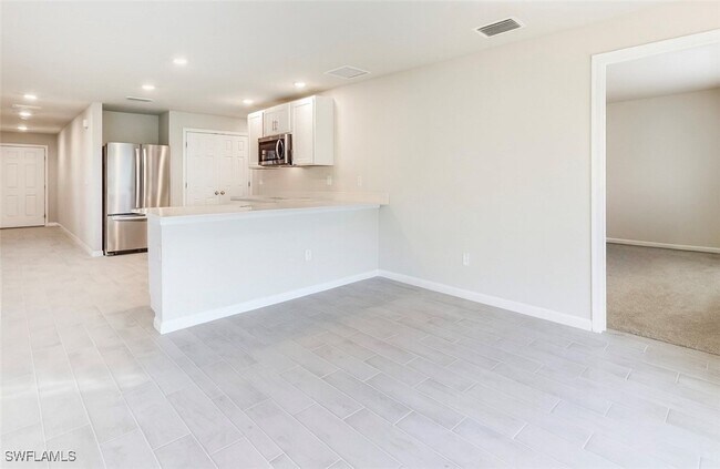 Building Photo - 3003 Lady Ln