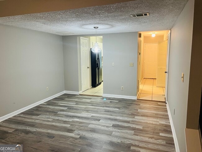 Building Photo - 5313 Waverly Trce