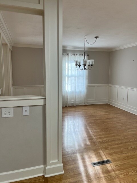 Building Photo - 445 Andrew Dr