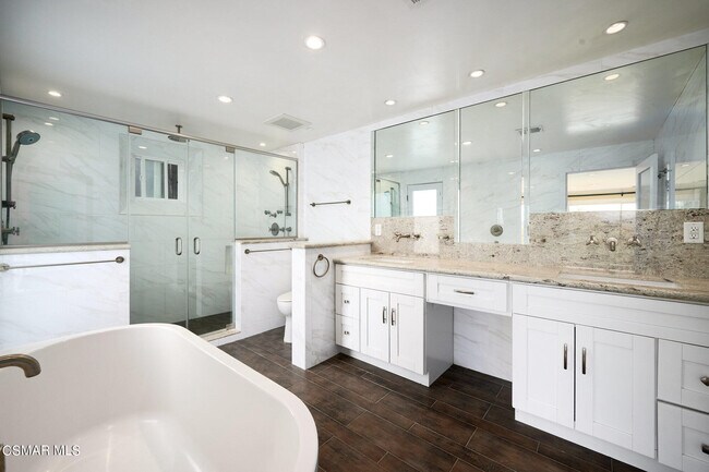 Building Photo - 4613 Reforma Rd