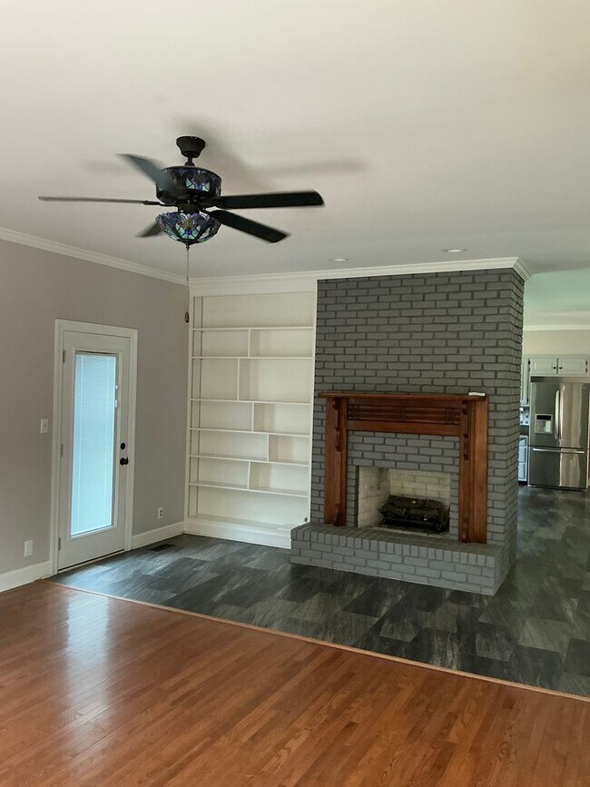 Building Photo - 735 Wiley Brown Rd