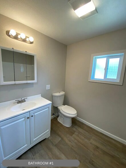 Building Photo - 10711 S Sprague St