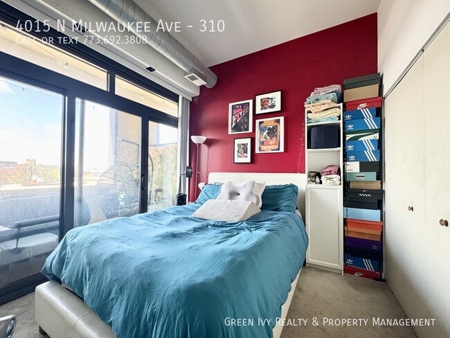 Building Photo - 4015 N Milwaukee Ave