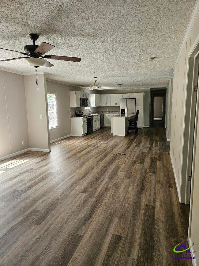 Building Photo - 83 Troon Dr
