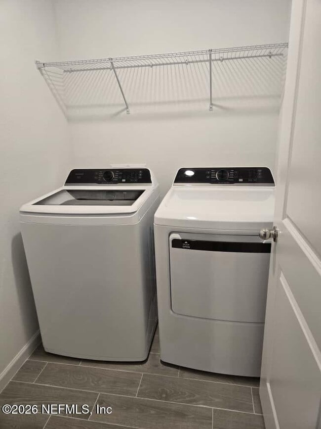 Building Photo - 198 Hubbard Bnd