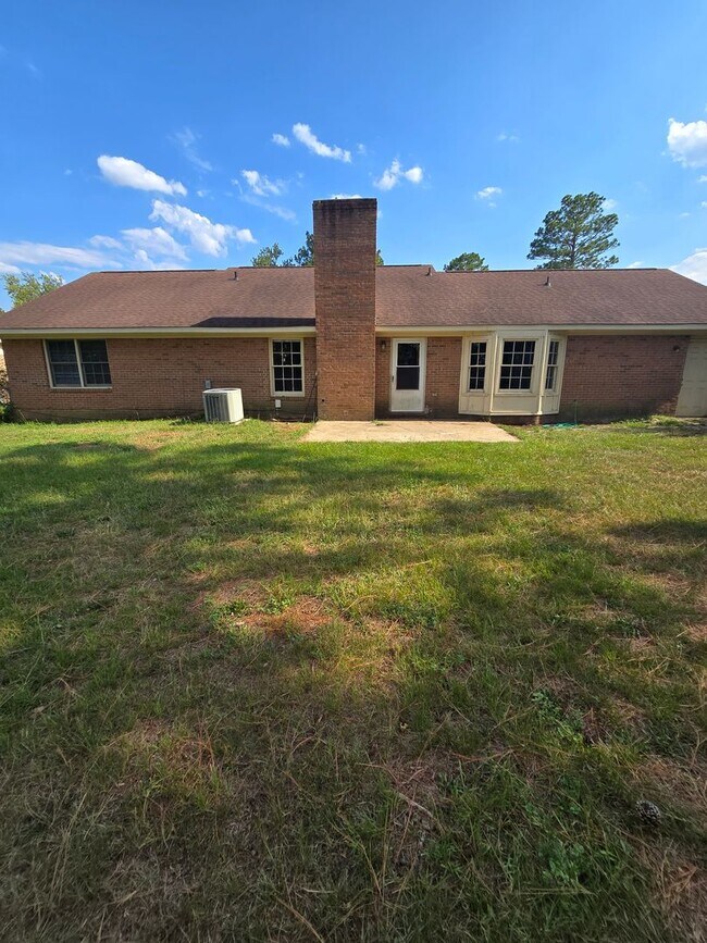 Building Photo - 6824 Mahogany Rd