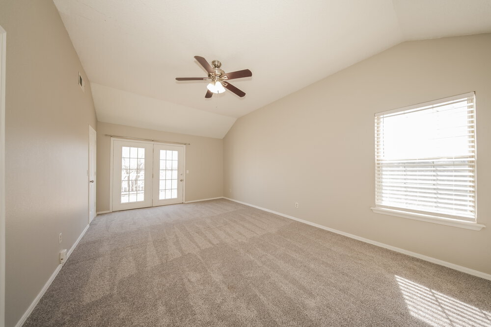 Building Photo - 11240 Cimarron Dr