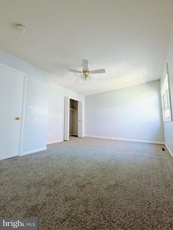 Building Photo - 229 E Green Valley Cir