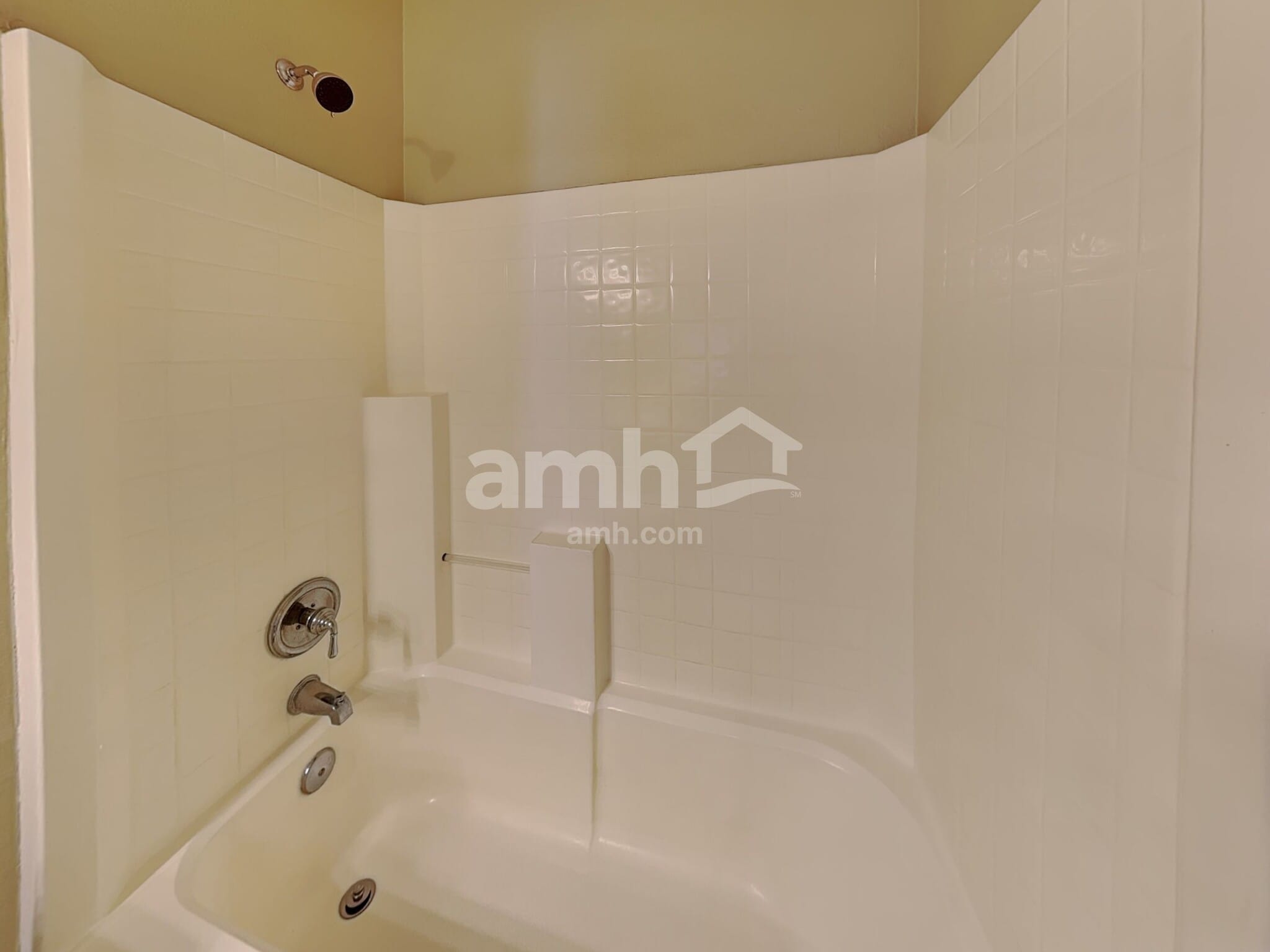 Building Photo - 13544 W Ironwood St