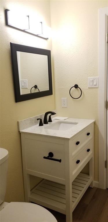 Building Photo - 6602 Harbor Town Dr