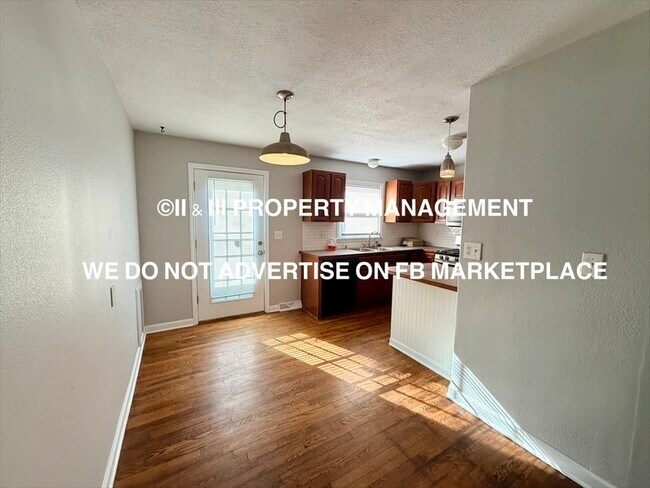 Building Photo - 11512 Norby Rd