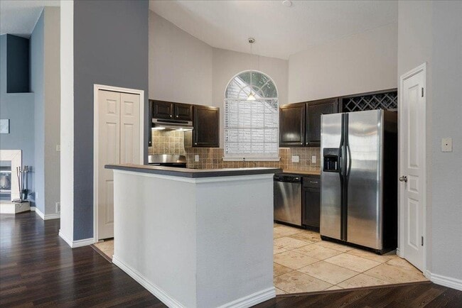 Building Photo - 2205 Cedar Branch Dr