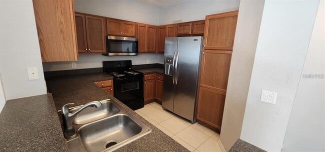 Building Photo - 2316 Grand Central Pkwy