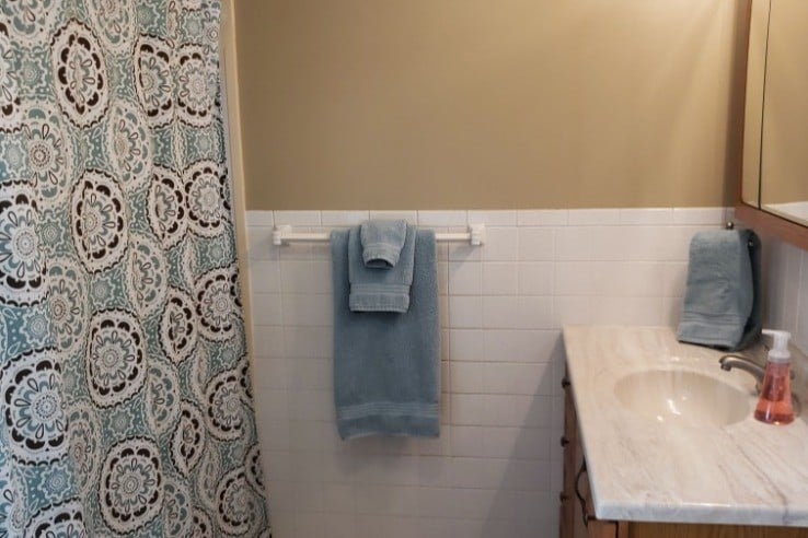 Bathroom - 91 S Hall St