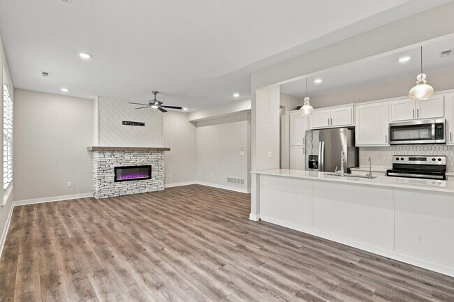 Building Photo - 4000 W Worley St