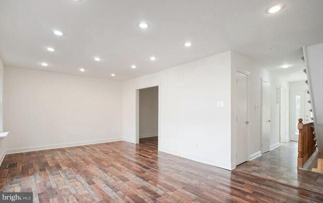 Building Photo - 5105 Overlook Park