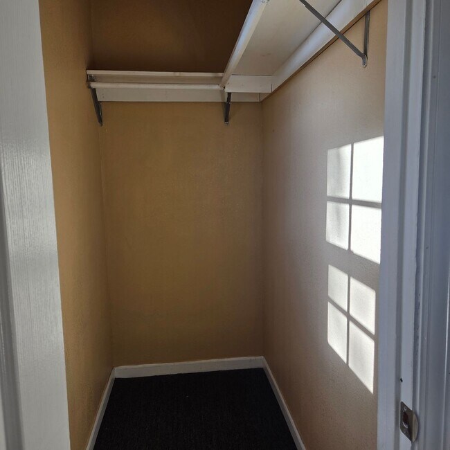 Building Photo - 4737 Dozier St