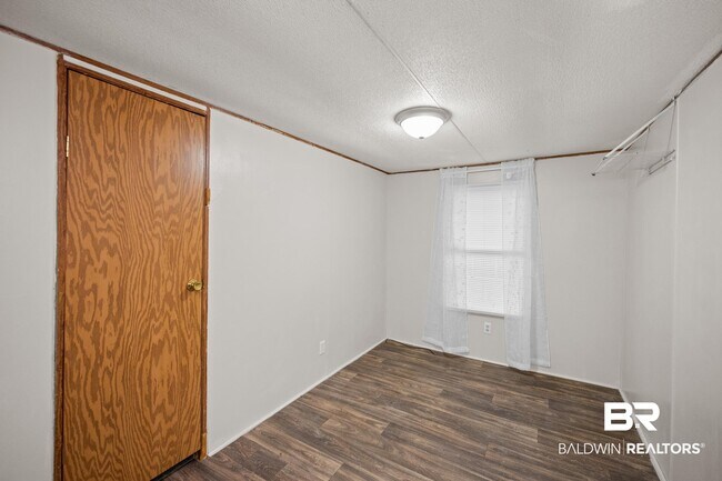 Building Photo - 12411 Co Rd 91