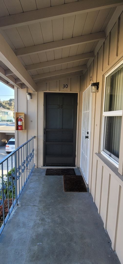 Building Photo - Midtown Ventura 2+1 Apartment near CMH