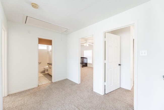 Building Photo - 15422 Downford Dr