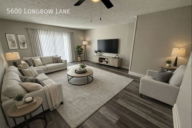 Building Photo - 5600 Longbow Ln