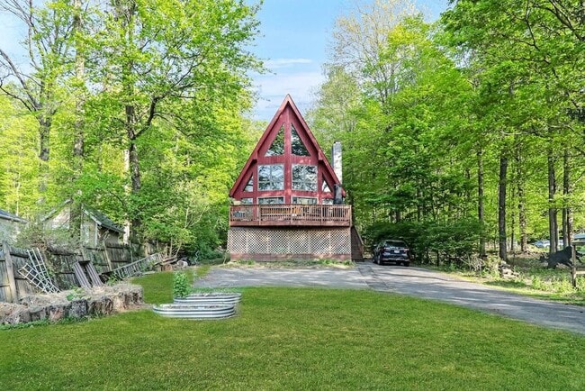Primary Photo - 36 Greenwood Dr