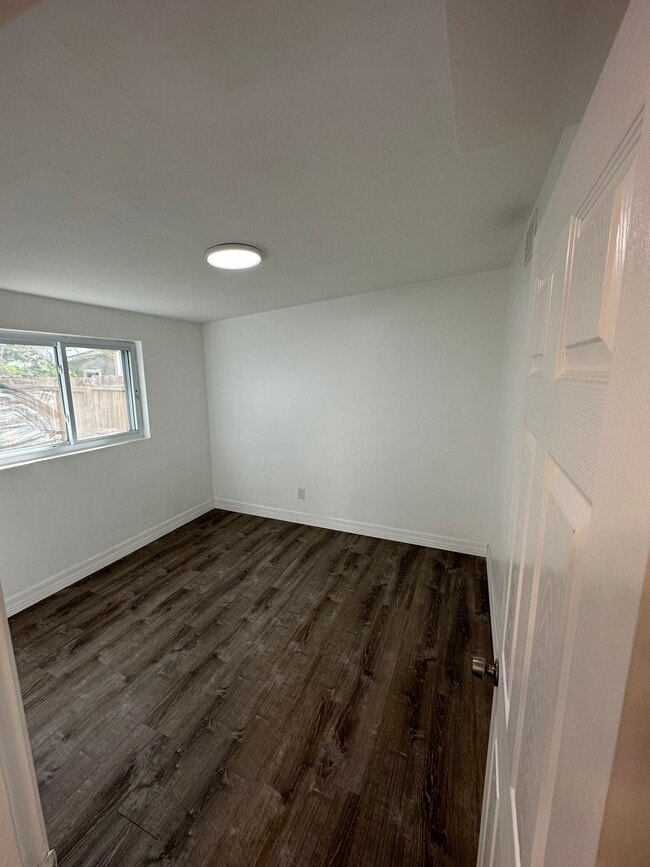 Building Photo - 2383 Chaucer St