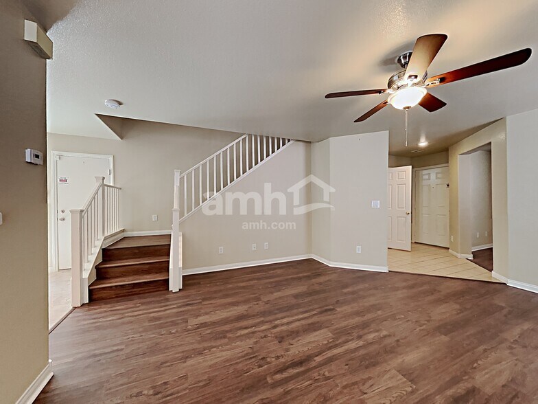 Building Photo - 8991 Ornate Glade Ave