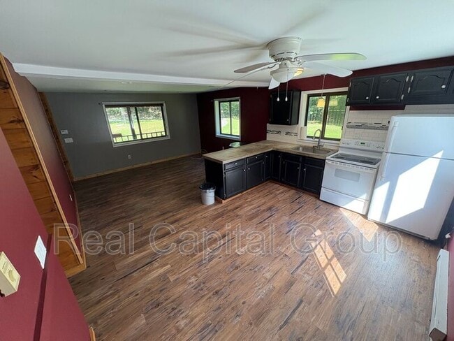 Building Photo - 48 Atwell Rd