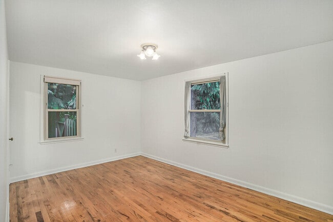 Building Photo - 228 NW 56th St