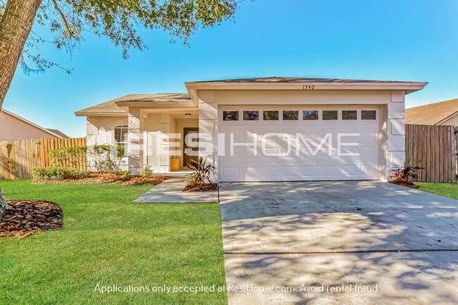 Building Photo - 1540 Oak Hill Trail