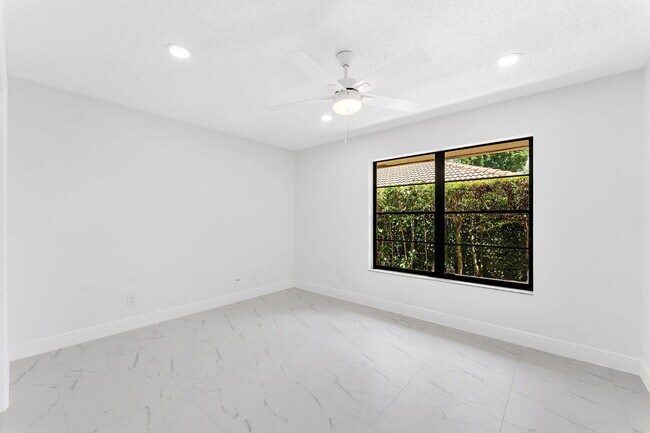 Building Photo - 2244 Quail S Rdg