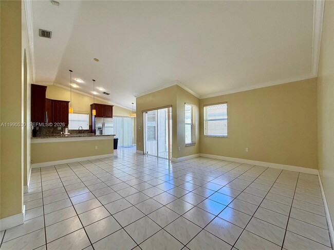 Building Photo - 15021 SW 141st Ln